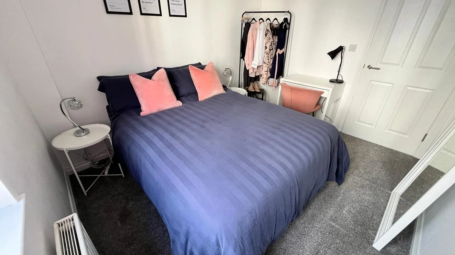 Writer'S Square Apartments Belfast United Kingdom