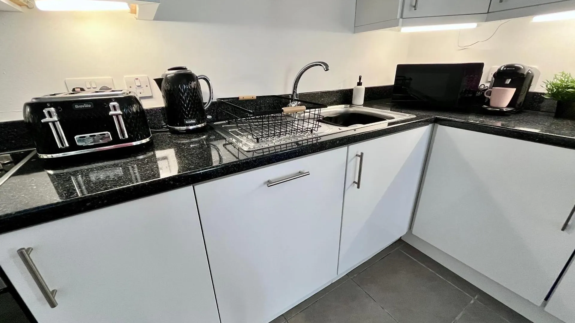 Writer'S Square Apartments Belfast United Kingdom